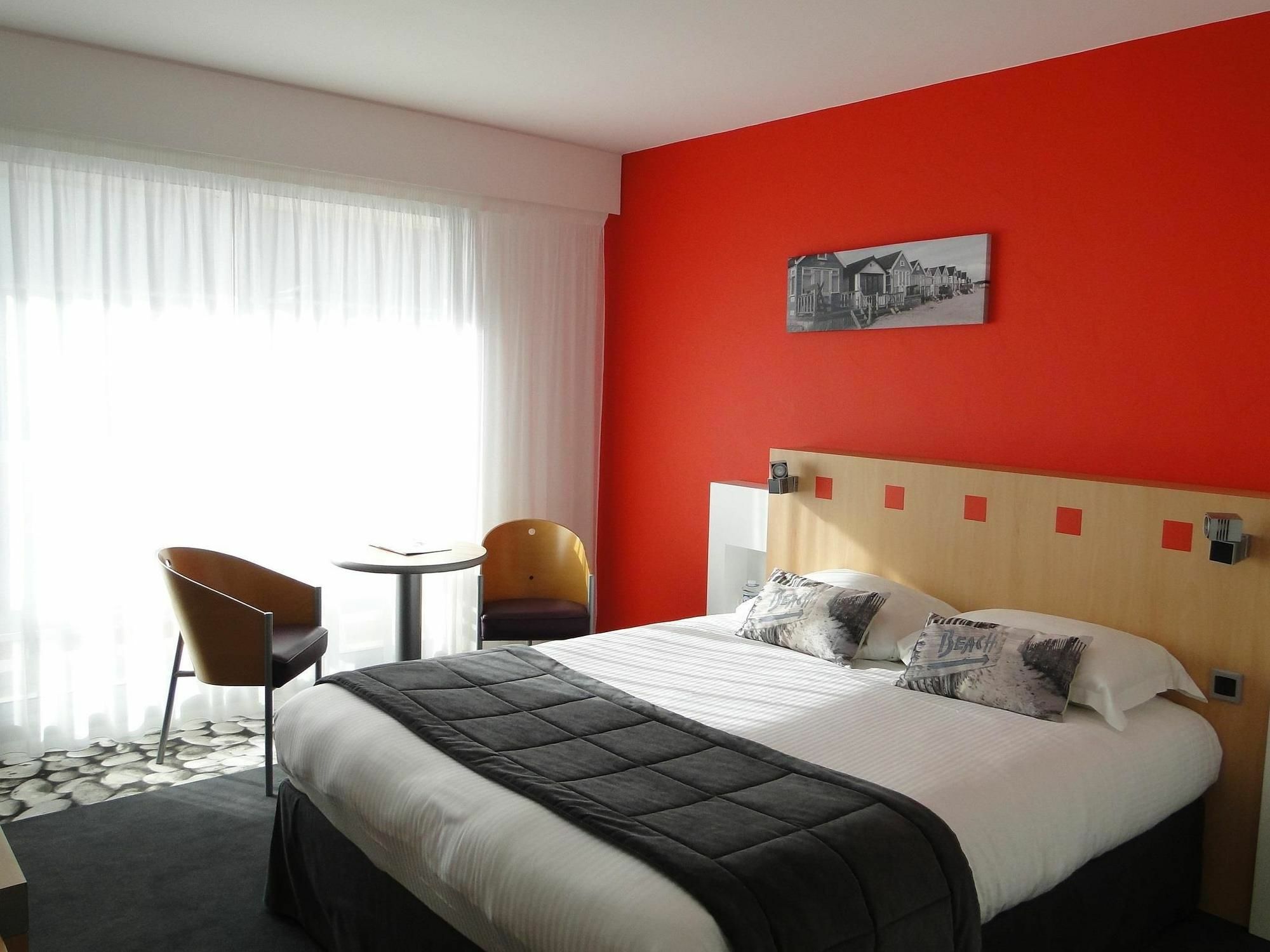 Kyriad Prestige D'olonne - - Centre Des Congrès Hotel 4*